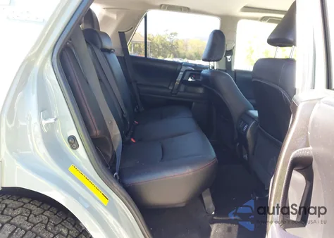 2023 Toyota 4Runner Trd Off Road Premium из США, поврежденный, VIN JTERU5JR0P6104738